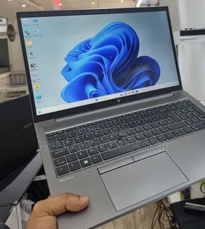 New Laptop HP ZBook 15 16GB Intel Core i7 SSD 512GB