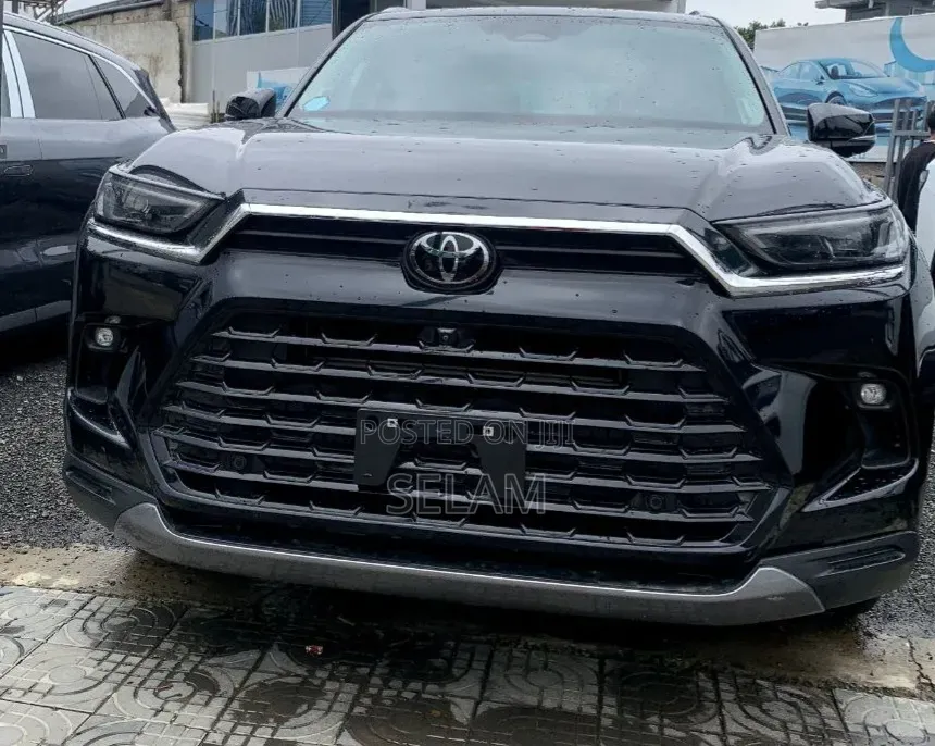 New Toyota Grand Highlander Hybrid 2024 Black