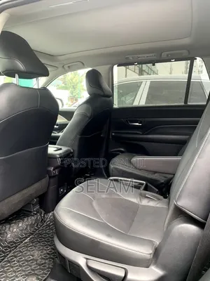 New Toyota Grand Highlander Hybrid 2024 Black