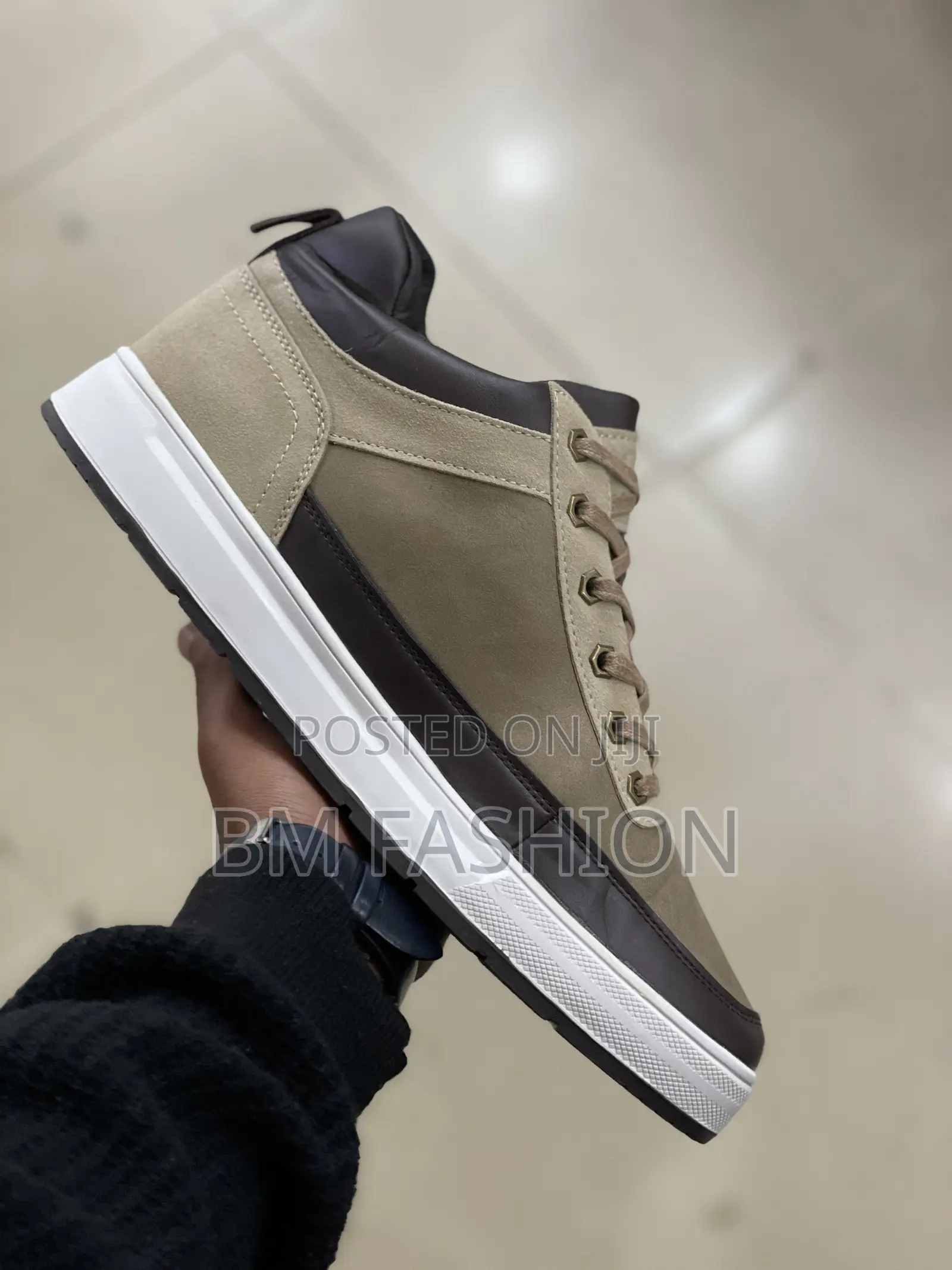Timberland Khaki Color Half Mens Mid Boots Casual Classic
