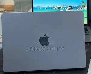 New Laptop Apple MacBook 16GB Apple M1 Pro SSD 512GB