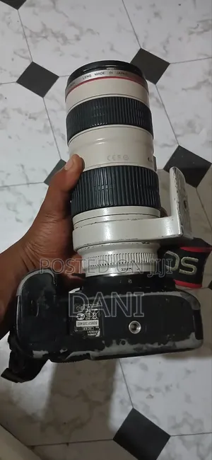 Canon 5d Mark Iii With 70-200 Zoom Lens