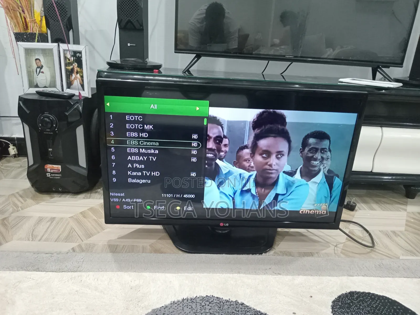 LG 32 Inch