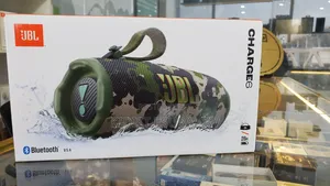 JBL Charge 6