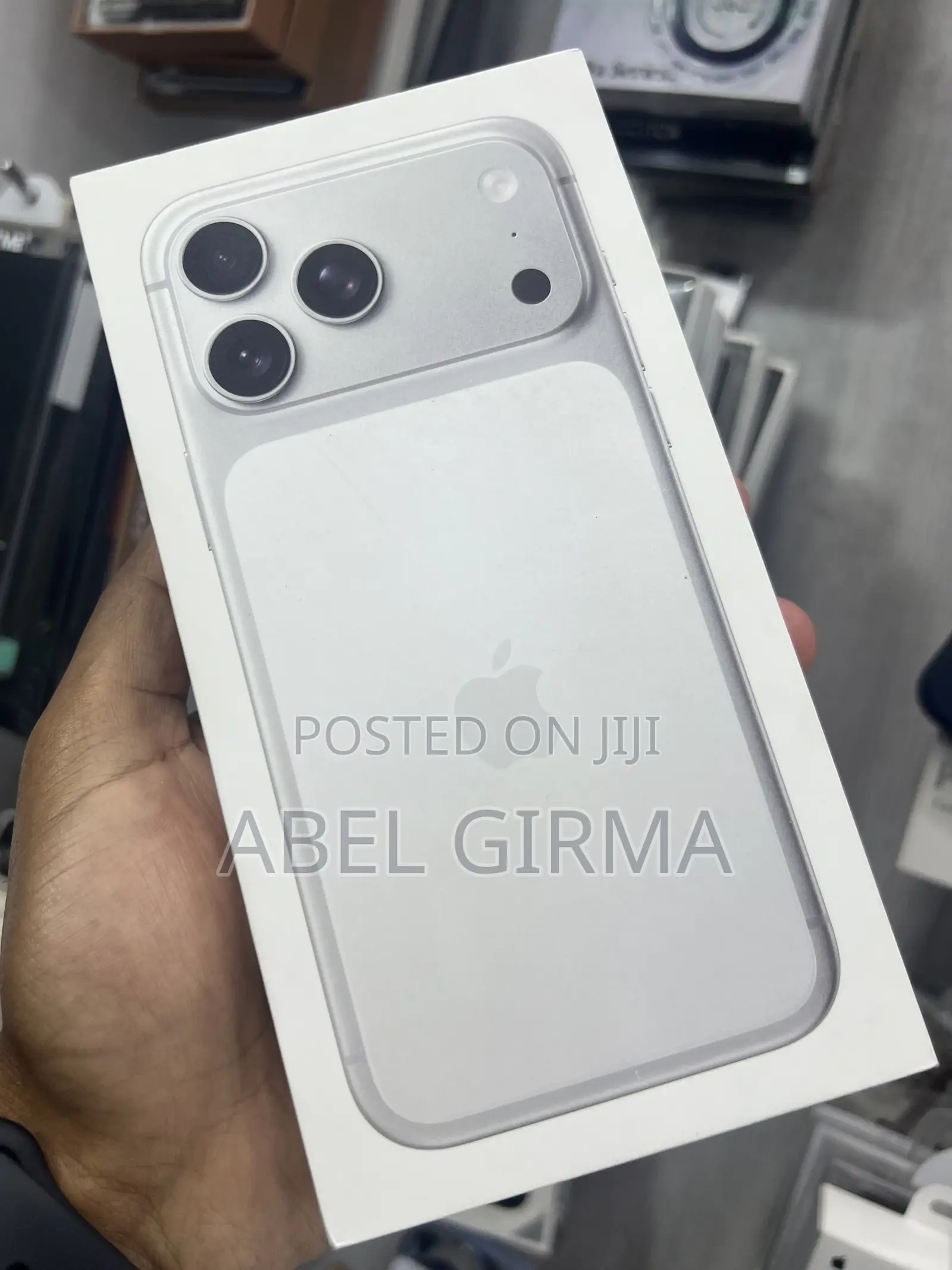 New Apple iPhone 17 Pro Max 256 GB Silver