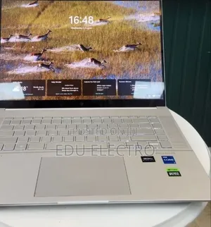 New Laptop HP Envy 13 12GB Intel Core i7 SSD 512GB