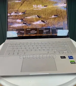 New Laptop HP Envy 13 12GB Intel Core i7 SSD 512GB