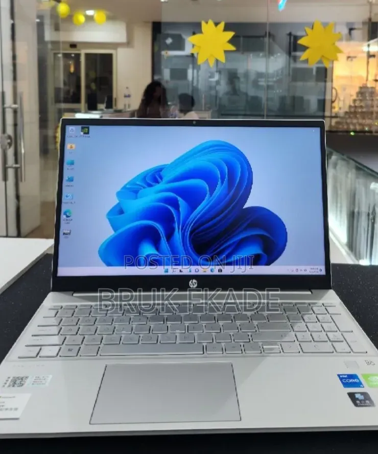 New Laptop HP Pavilion 15 16GB Intel Core i5 SSD 512GB