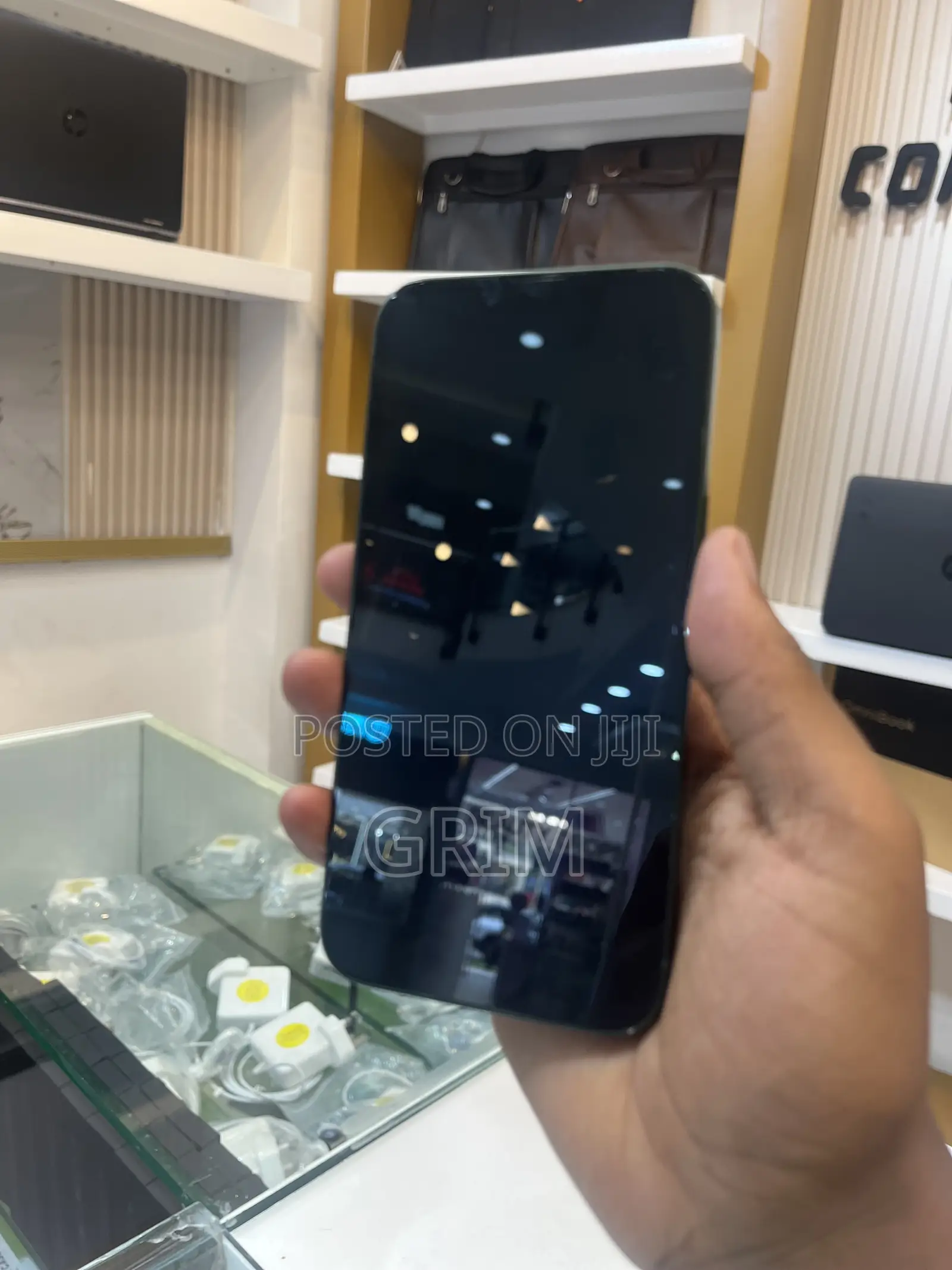 Apple iPhone 13 128 GB Green
