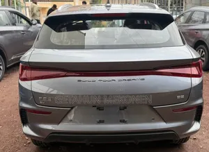New BYD E2 43 kWh 94 hp FWD 2025 Gray