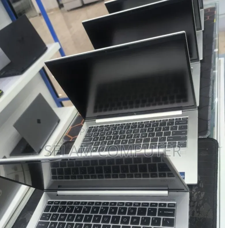 New Laptop HP EliteBook 840 10 16GB Intel Core i5 SSD 512GB