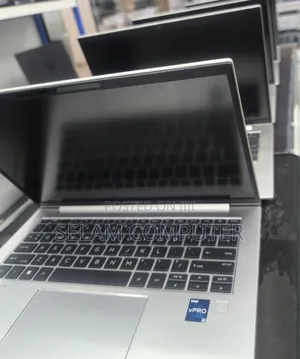 New Laptop HP EliteBook 840 10 16GB Intel Core i5 SSD 512GB