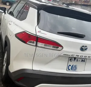 Toyota Corolla Cross 2024 White