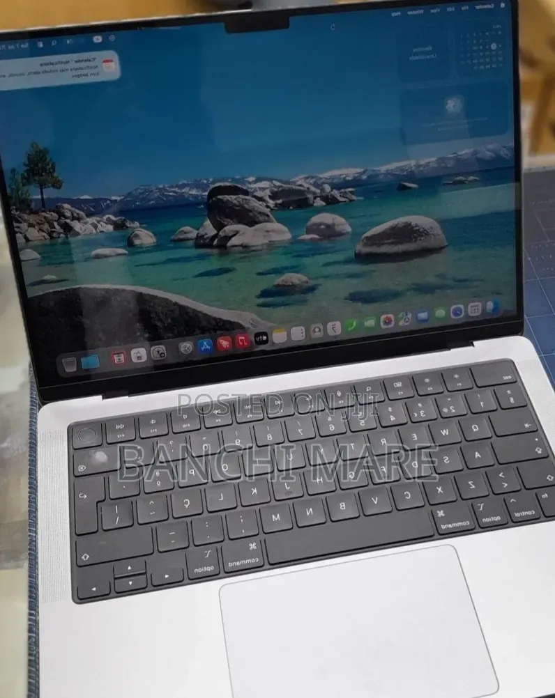 New Laptop Apple MacBook Pro 2021 M1 16GB Apple M1 Pro SSD 512GB