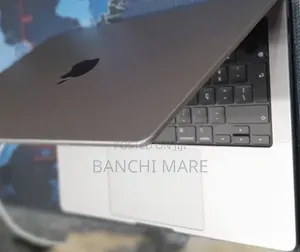 New Laptop Apple MacBook Pro 2021 M1 16GB Apple M1 Pro SSD 512GB