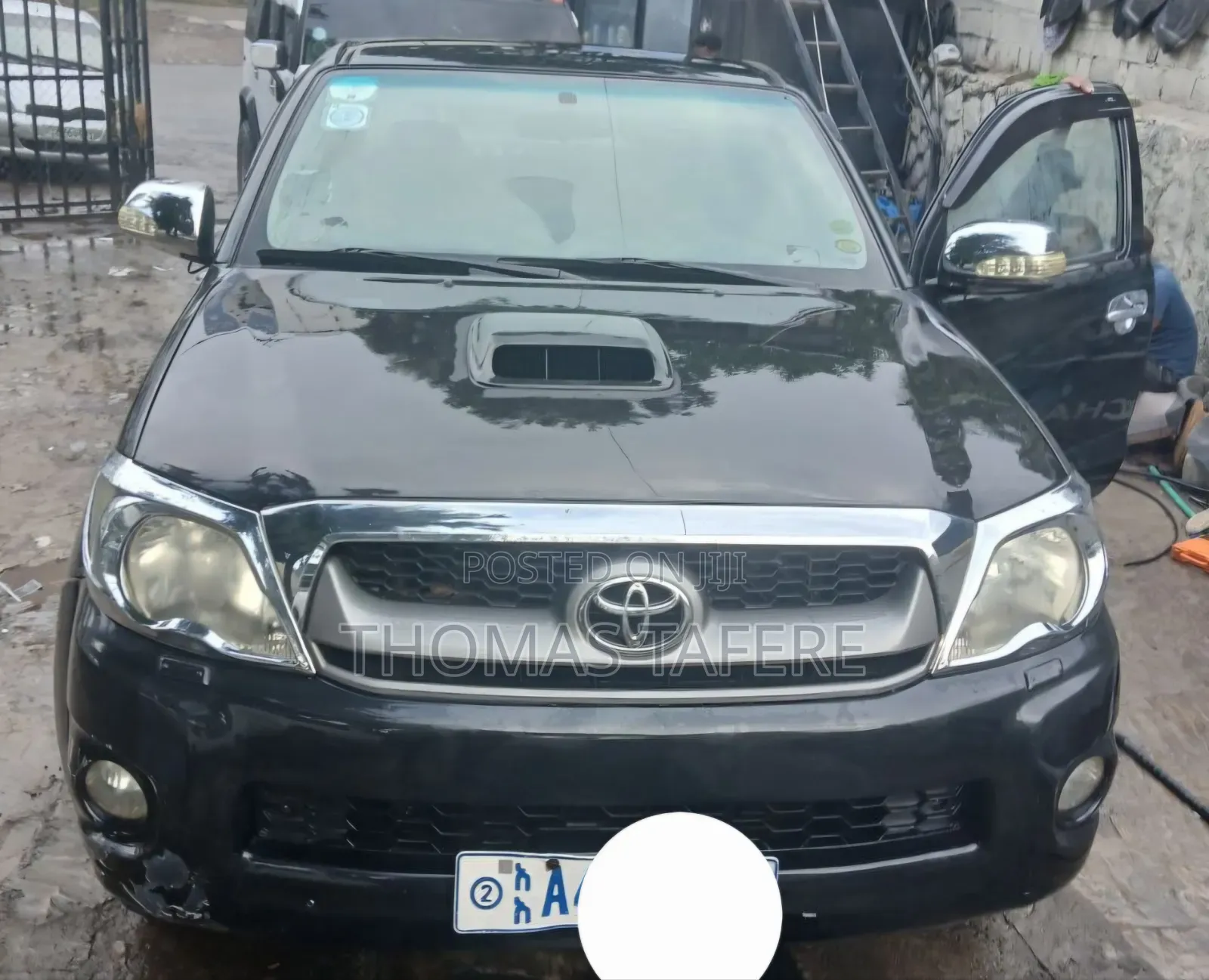 Toyota Hilux 2010 Black