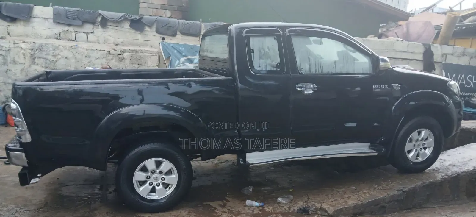Toyota Hilux 2010 Black
