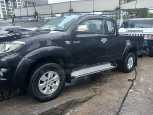 Toyota Hilux 2010