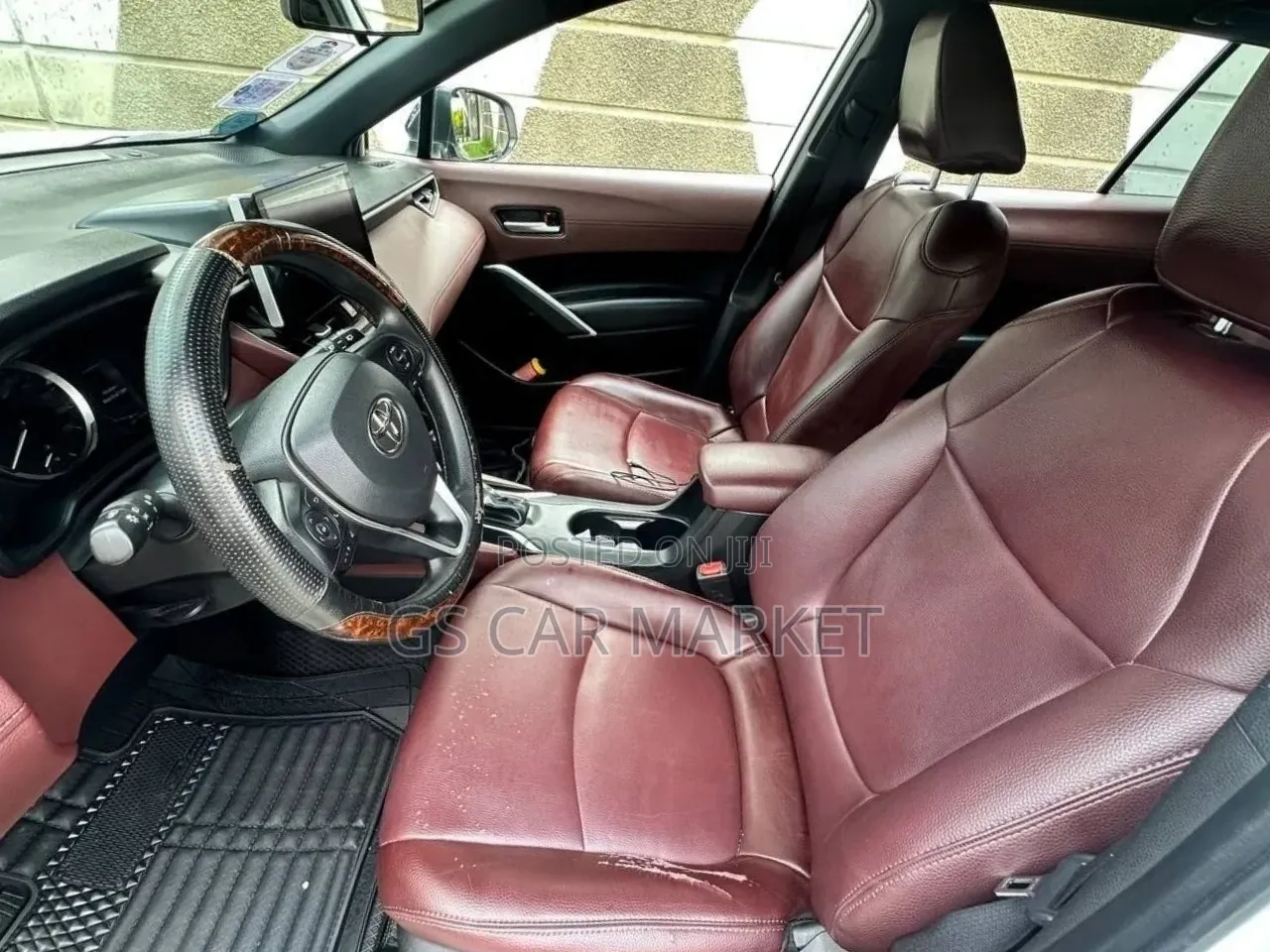 Toyota Corolla Cross 2023 Ivory