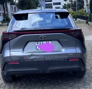 Toyota bZ4X 71.4 kWh AWD 2022 Gray