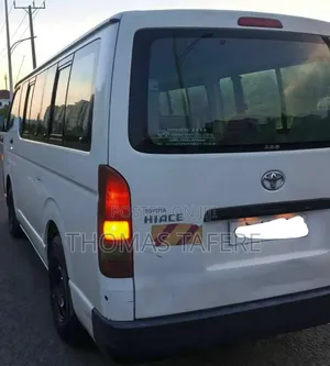 Toyota HiAce 2008 White