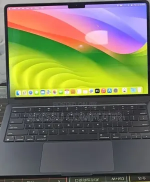 New Laptop Apple MacBook Air 2022 M2 8GB Intel Core M2 SSD 512GB