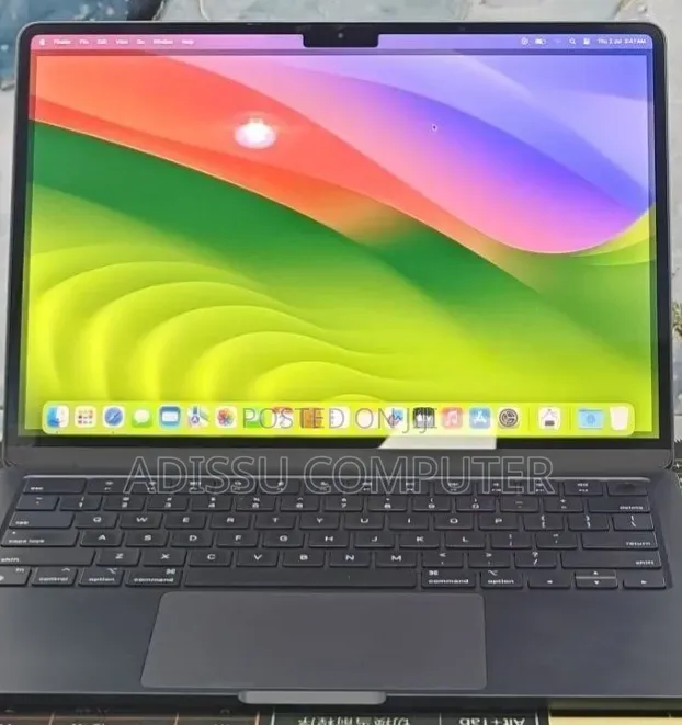 New Laptop Apple MacBook Air 2022 M2 8GB Intel Core M2 SSD 512GB