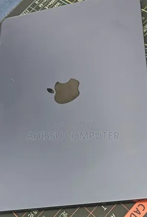 New Laptop Apple MacBook Air 2022 M2 8GB Intel Core M2 SSD 512GB