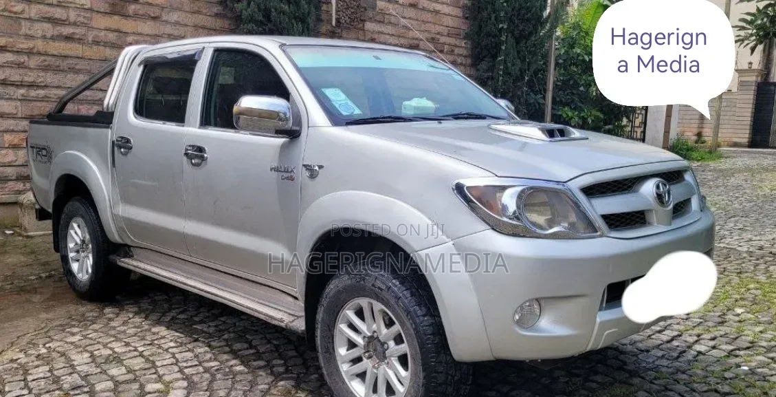 Toyota Hilux 2007 Silver