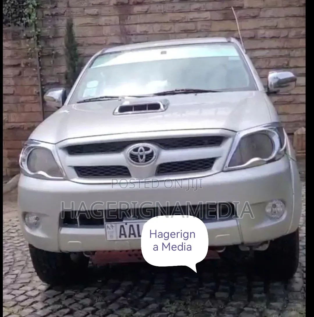 Toyota Hilux 2007 Silver