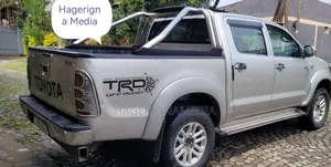 Toyota Hilux 2007 Silver