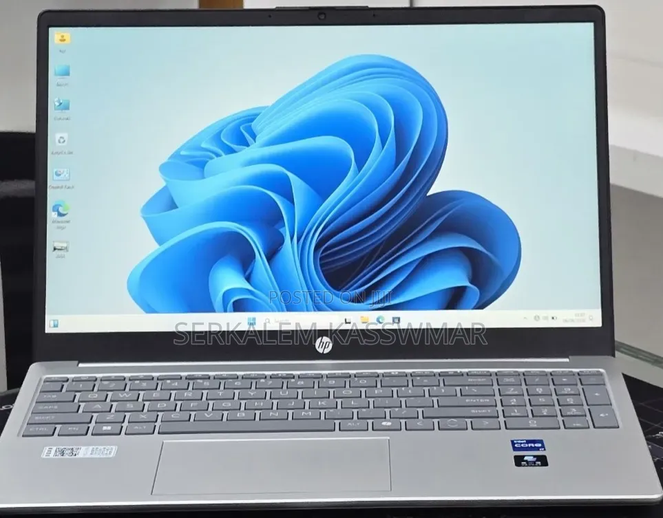 New Laptop HP Stream Notebook 16GB Intel Core i7 SSD 1T