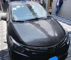 Toyota Yaris 2016 Gray