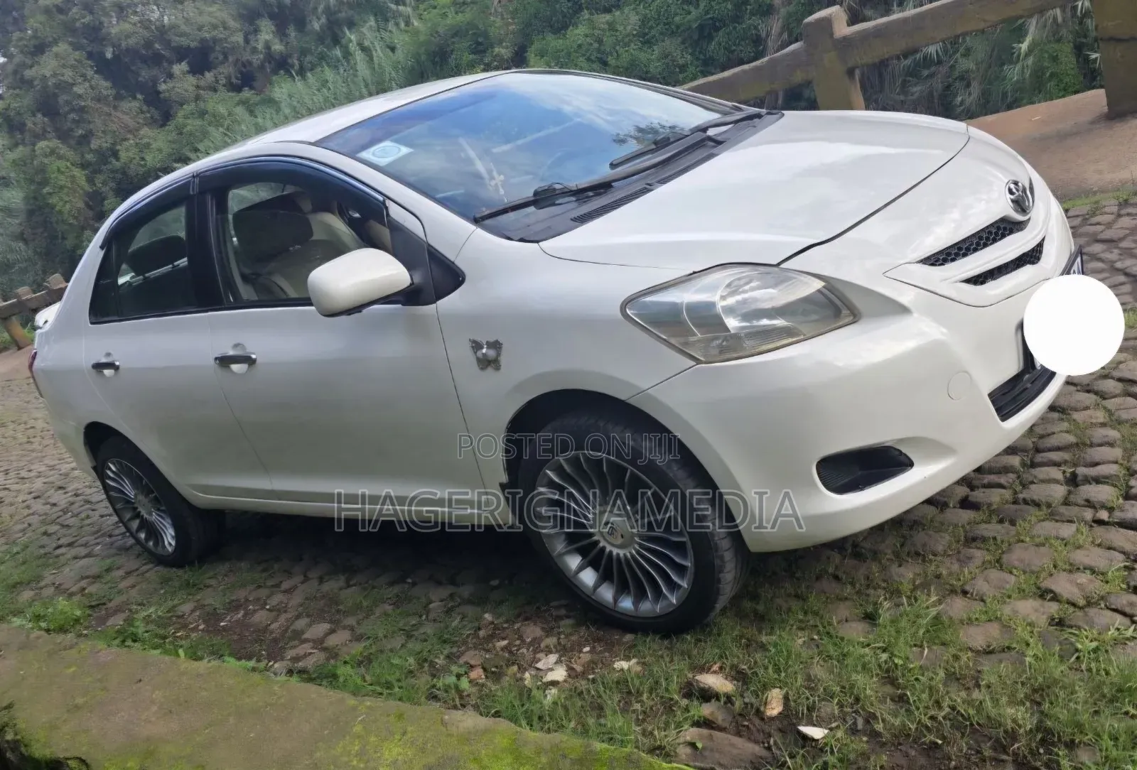 Toyota Yaris 2008 White
