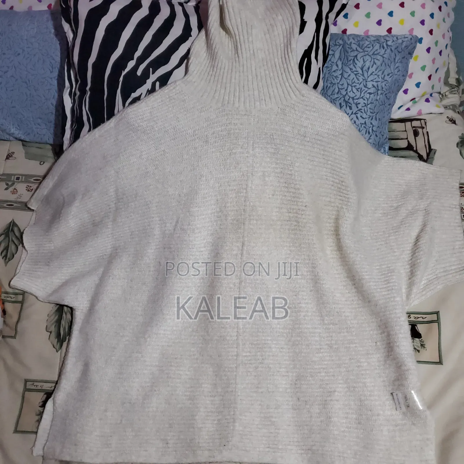 Liz Claiborne Women's Knit Sweater