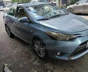 Toyota Yaris 2014 Blue