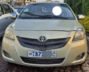 Toyota Yaris 2007 Beige