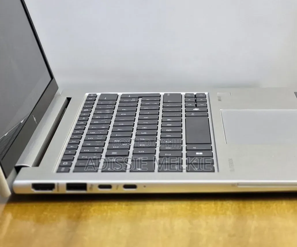 New Laptop HP EliteBook 840 G11 16GB Intel Core Ultra 7 SSD 512GB