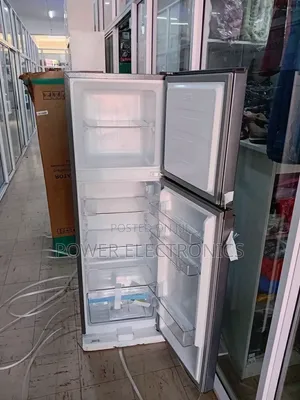 Hisense 360L Refrigerator