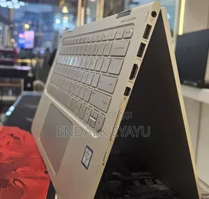 New Laptop HP Spectre X360 8GB Intel Core i5 SSD 256GB