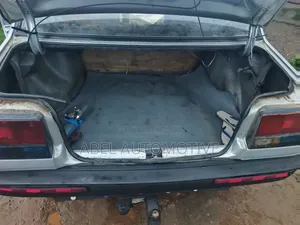 Toyota Corolla 1986 White