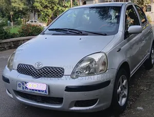 Toyota Yaris 2004 Silver