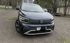 Volkswagen ID.6 2023 Blue