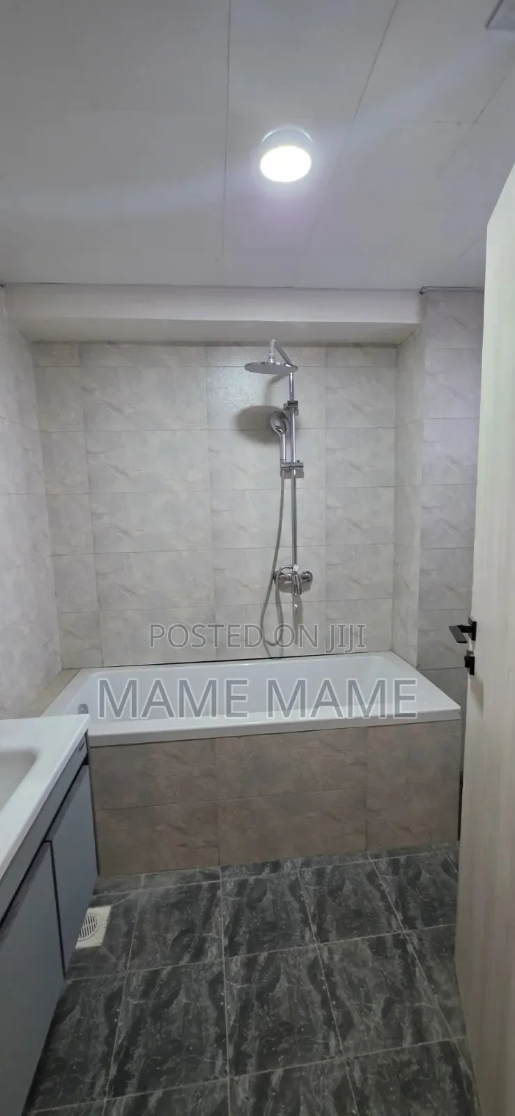 3bdrm Apartment in Addis Abeba, Bole for rent