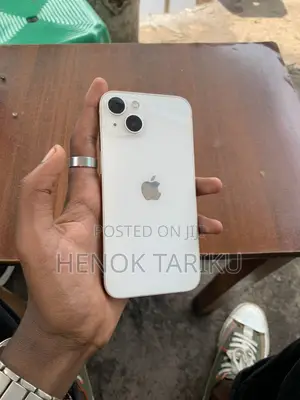 Apple iPhone 13 128 GB White