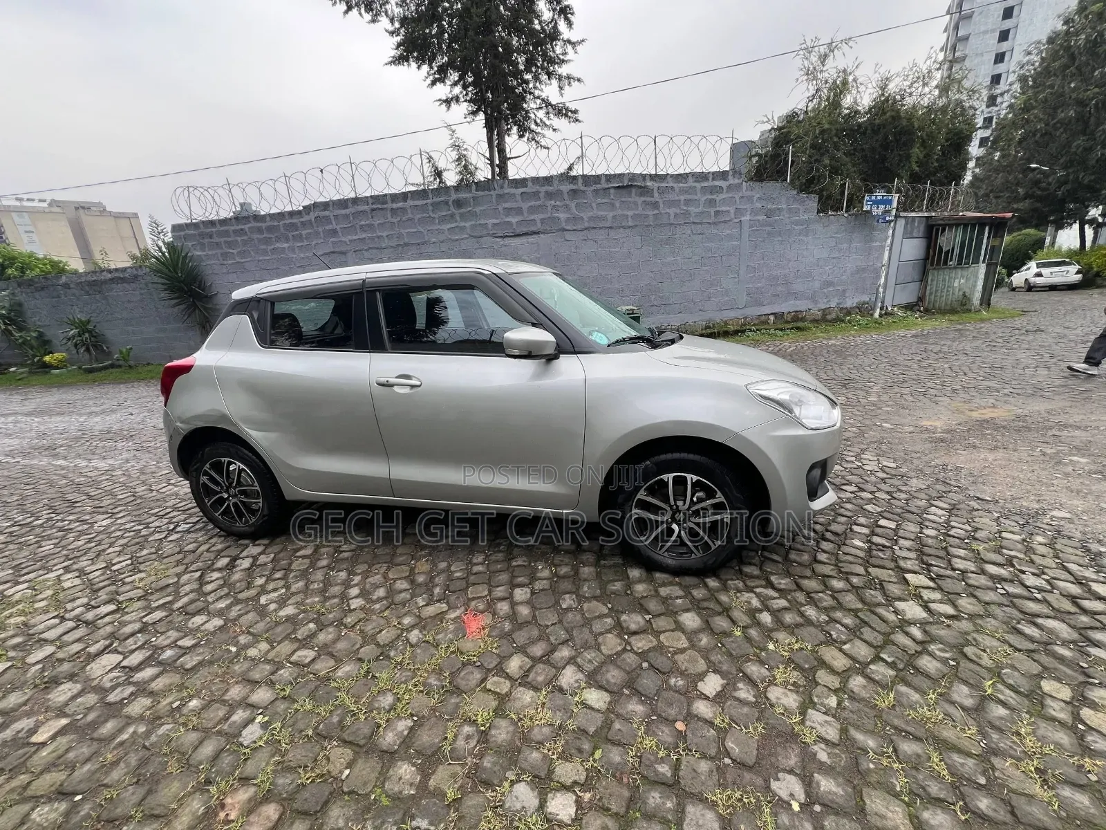 Suzuki Swift 2022 Silver