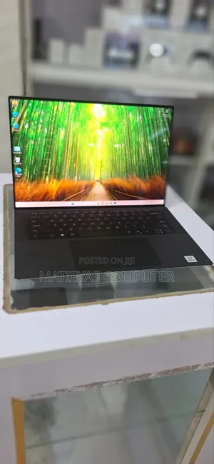 New Laptop Dell XPS 15 16GB Intel Core i7 SSD 512GB