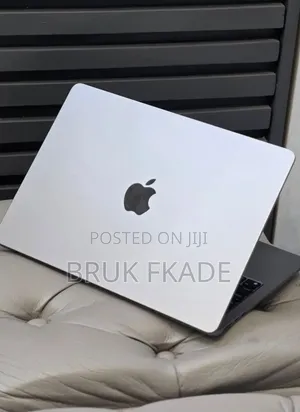 New Laptop Apple MacBook Air 2022 M2 8GB Apple M2 SSD 256GB