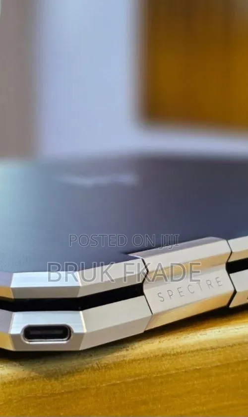 New Laptop HP Spectre 14 16GB Intel Core i7 SSD 512GB