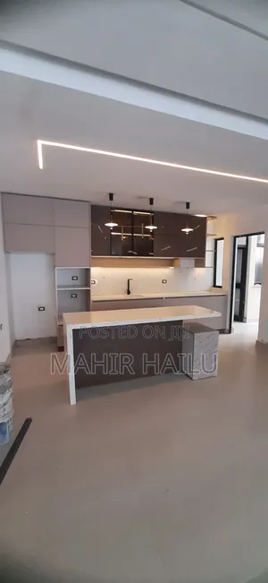 6bdrm House in G+, Bole for sale